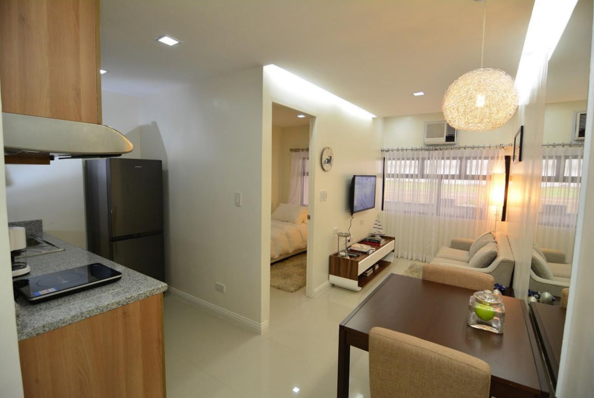 The Midpoint Residences